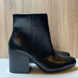 Madden Girl Women Ankle Heel Boots Size 6